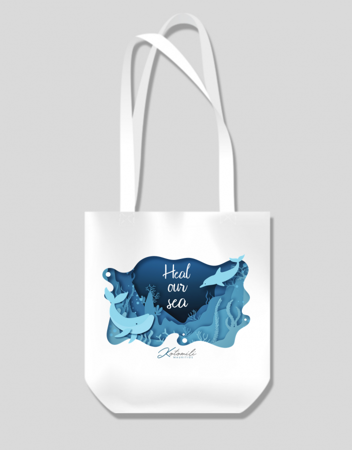 Sov nou la mer tote bag