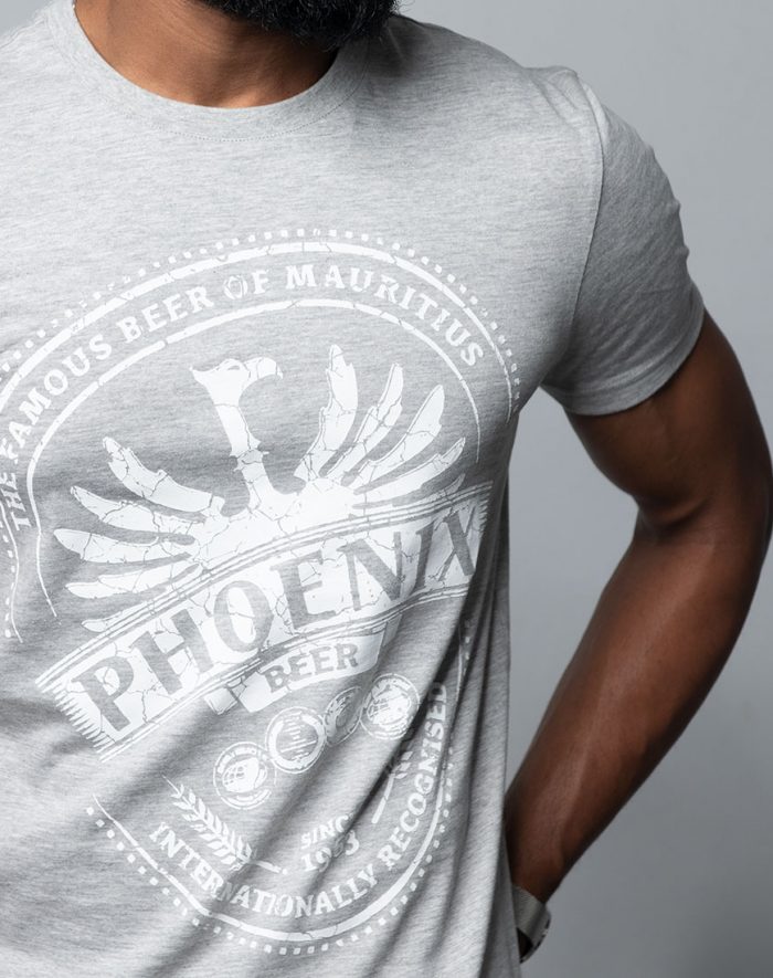 T-shirt Phoenix - The Famous Beer of Mauritius Grey Cracked Design Close Up